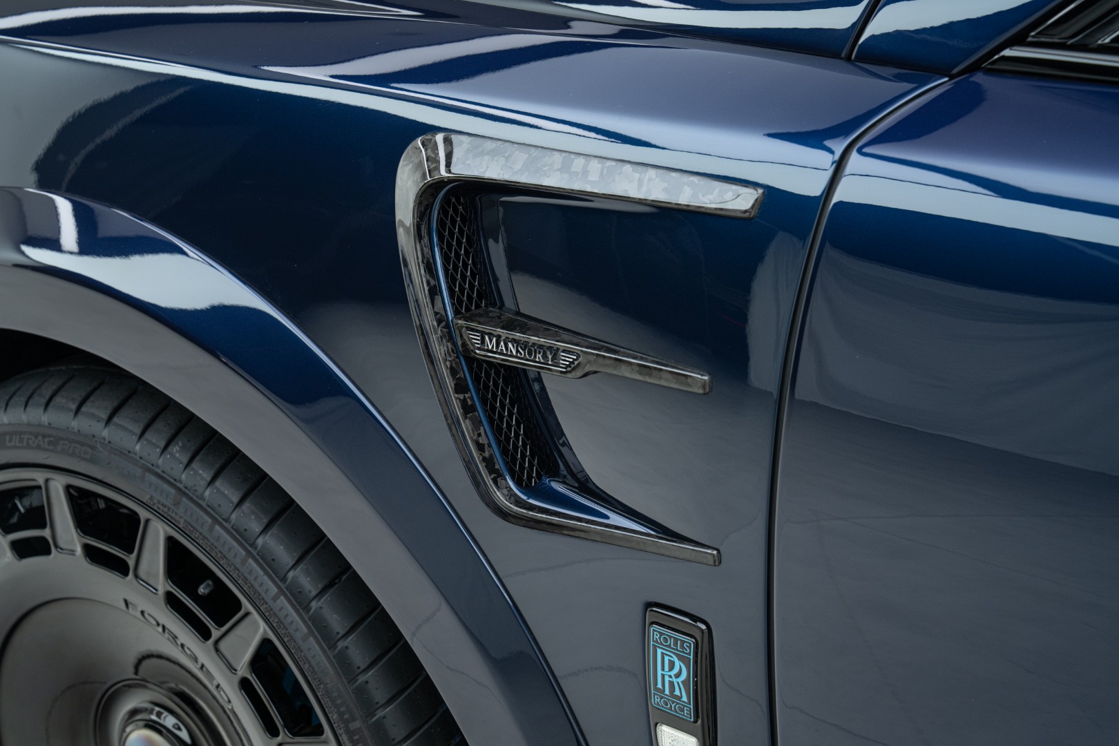 2021 ROLLS ROYCE CULLINAN WITH MANSORY KIT | 1 YEAR WARRANTY